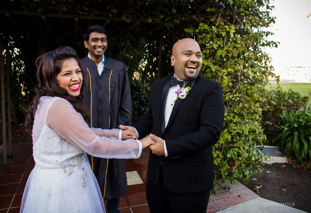Getting married at the San Diego Courthouse photos